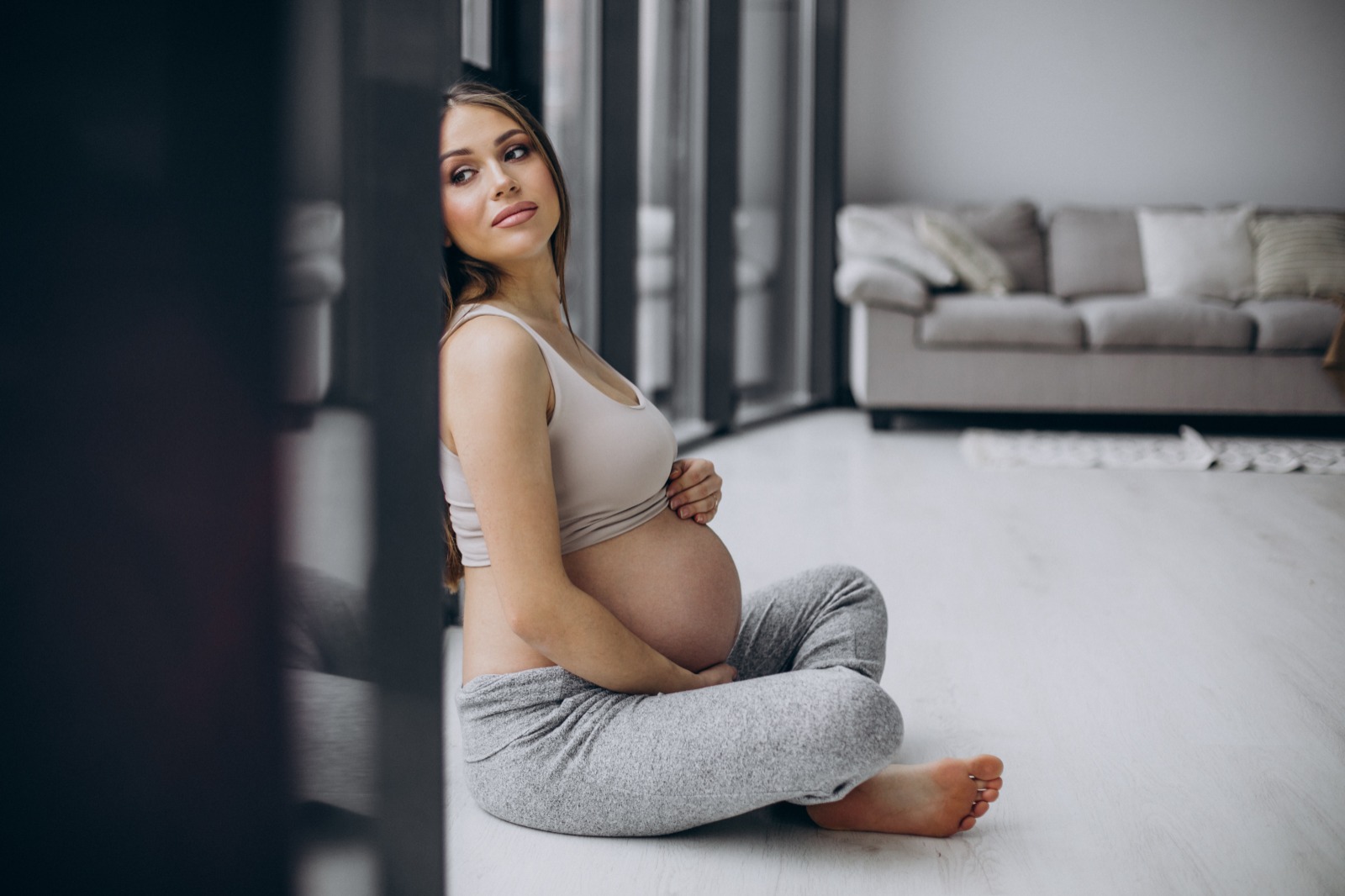 When Do Pregnancy Symptoms Start? Understanding the Early Signs