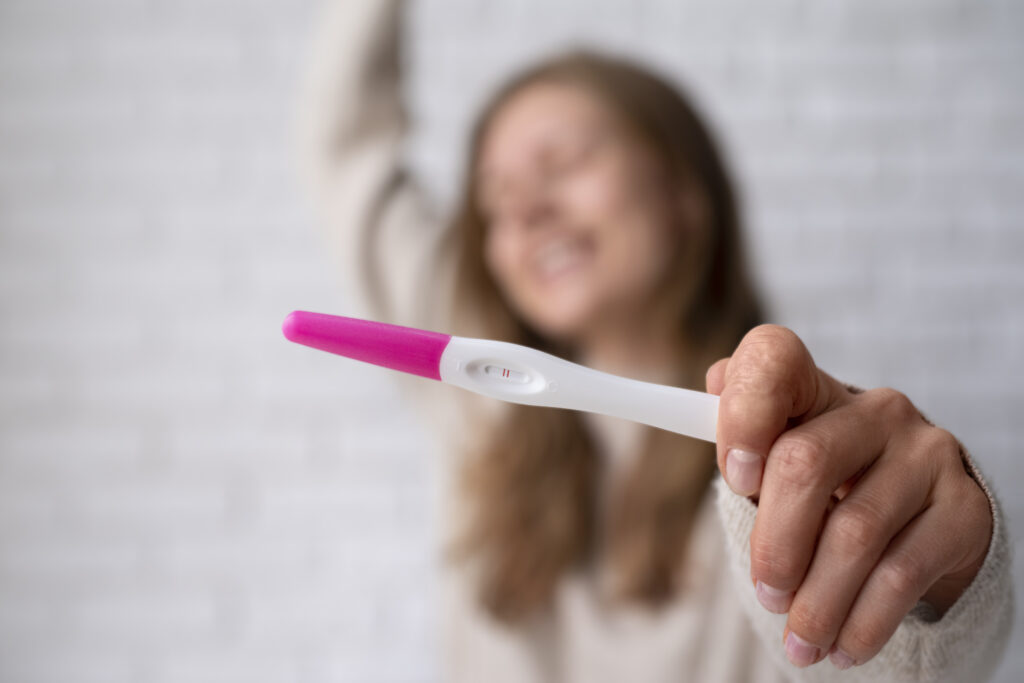 When to Take a Pregnancy Test: Maximize Accuracy for Early Signs